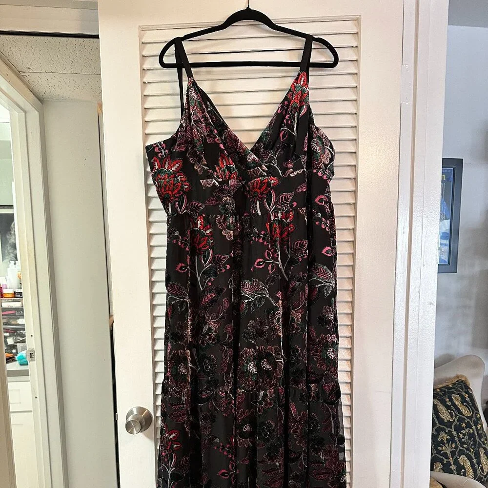 Anthropologie Red & Black Floral Velvet Wide Leg Jumpsuit Size 22, New with Tags - Picture 3 of 9
